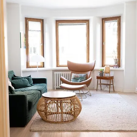 2ndhomes Luxurious 144 M2 Stylish 3 Bedroom Center Apartament Helsinki